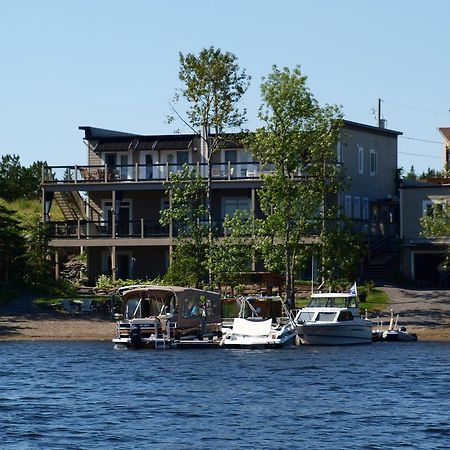 Auberge Sur Le Lac Temiscouata Temiscouata Sur Le Lac Exterior photo