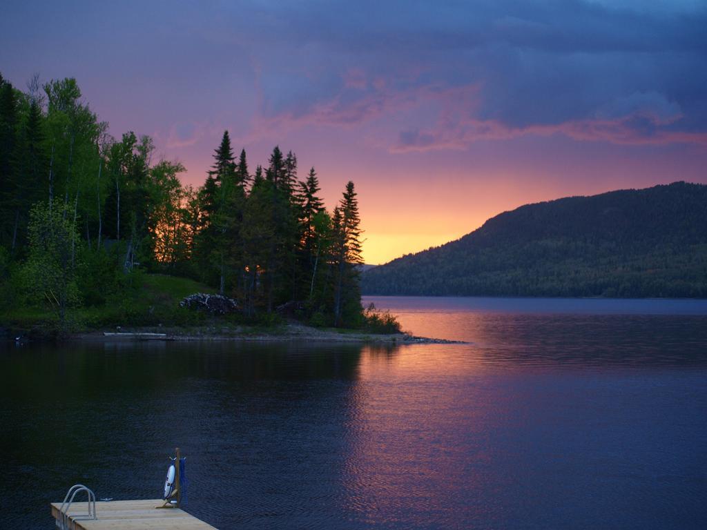 Auberge Sur Le Lac Temiscouata Temiscouata Sur Le Lac Exterior photo